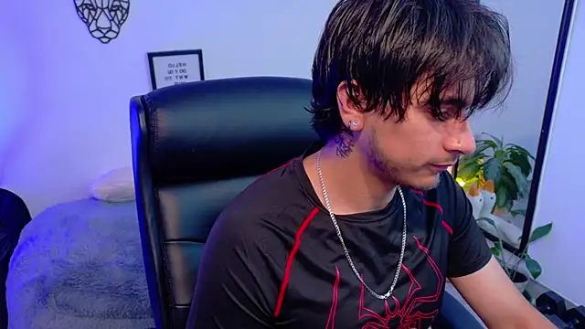 Elian savoy online show from 03-24-26, 12:49