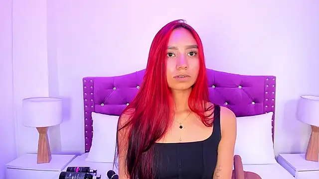 ximena vasquez8 online show from 10-04-25, 02:02