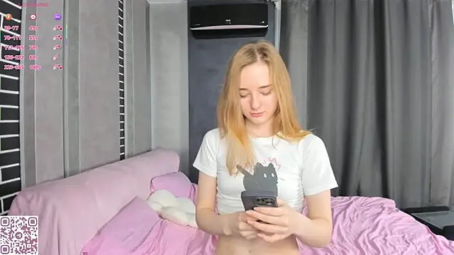 ElvinaRose online show from 10-24-25, 03:38