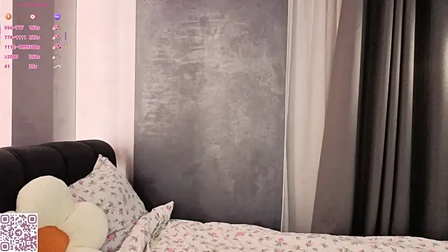 Snapshot of ElvinaRose chatting on 11-28-25, 02:12 ElvinaRose online show from 11-28-25, 02:12