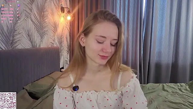 ElvinaRose online show from 03-11-26, 04:28