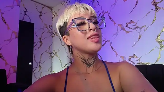 Rebeka-baker online show from 04-04-26, 01:28