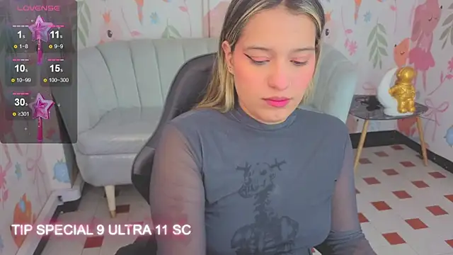 Paris09 v  online show from 04-18-26, 03:20