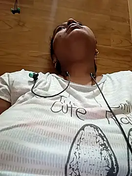 Cute Amiya online show from 09-15-25, 08:26