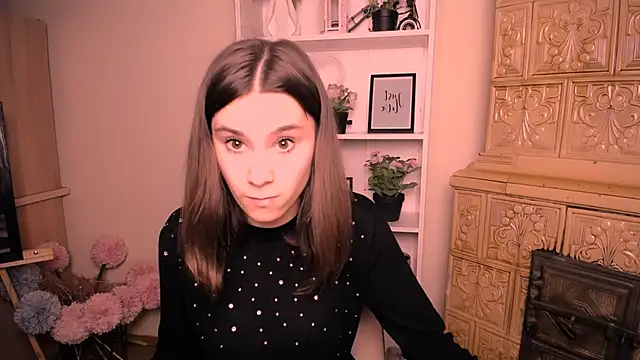 Snapshot of RosaRay_ chatting on 05-20-26, 06:21 RosaRay online show from 05-20-26, 06:21