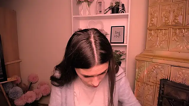 Snapshot of RosaRay_ chatting on 04-25-26, 06:05 RosaRay online show from 04-25-26, 06:05