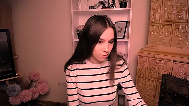 RosaRay  online show from 03-18-26, 07:22