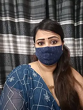 Snapshot of Mow_955 chatting on 02-11-26, 06:19 Mow 955 online show from 02-11-26, 06:19