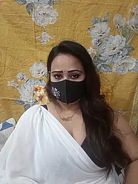 Snapshot of Mow_955 chatting on 02-21-26, 06:10 Mow 955 online show from 02-21-26, 06:10