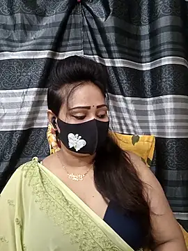 Snapshot of Mow_955 chatting on 02-05-26, 06:26 Mow 955 online show from 02-05-26, 06:26