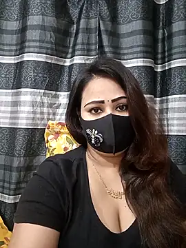 Snapshot of Mow_955 chatting on 02-08-26, 07:00 Mow 955 online show from 02-08-26, 07:00