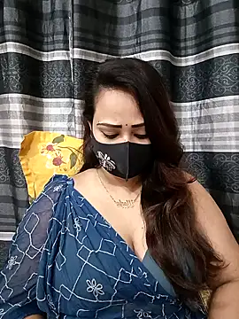 Snapshot of Mow_955 chatting on 02-07-26, 07:33 Mow 955 online show from 02-07-26, 07:33