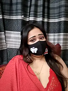 Snapshot of Mow_955 chatting on 01-18-26, 06:44 Mow 955 online show from 01-18-26, 06:44