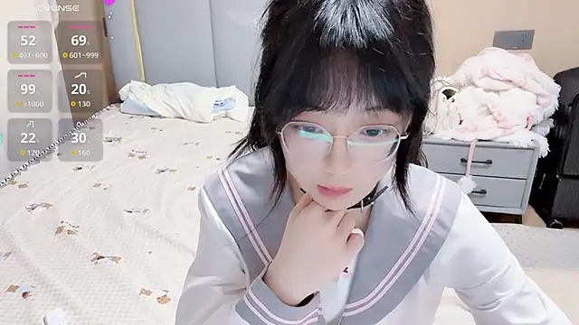 Snapshot of Pao7oO chatting on 02-19-26, 04:04 Pao7oO online show from 02-19-26, 04:04