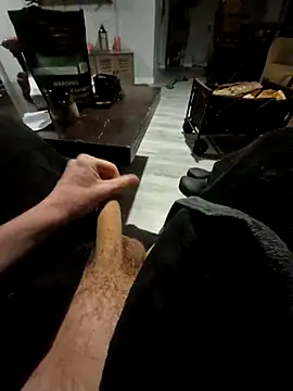 Snapshot of Justme_8519 chatting on 02-20-26, 12:29 Justme 8519 online show from 02-20-26, 12:29