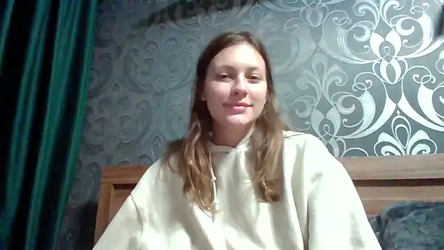 Baby Mon online show from 10-28-25, 04:35