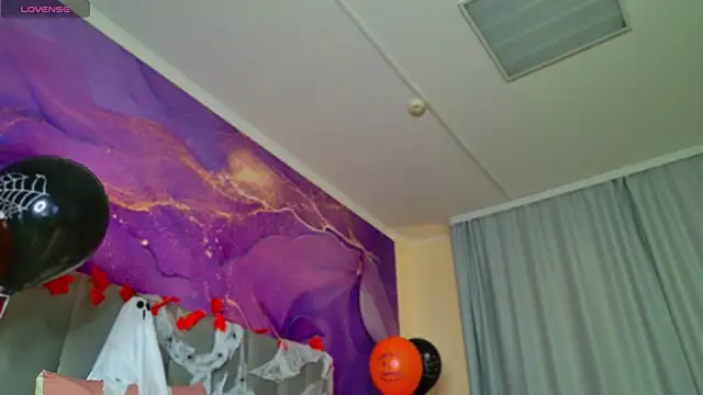 AnitaVensley online show from 10-24-25, 10:36