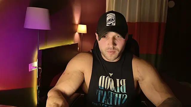 Snapshot of RikAdlerr chatting on 03-01-26, 03:56 RikAdlerr online show from 03-01-26, 03:56