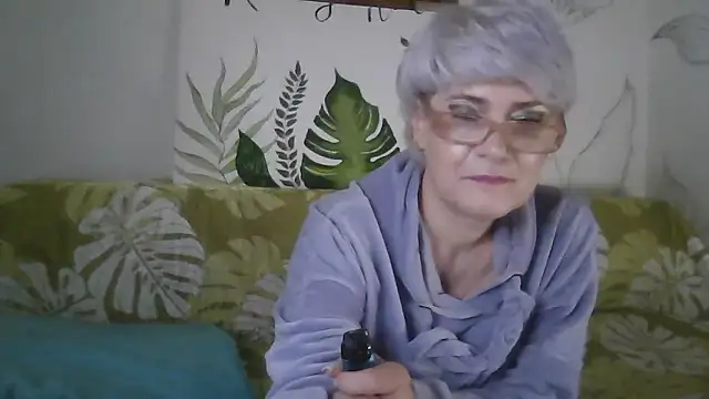 Catty Lady online show from 01-08-26, 06:25