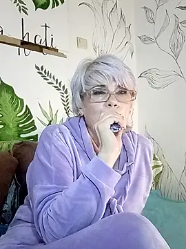 Catty Lady online show from 02-02-26, 07:13