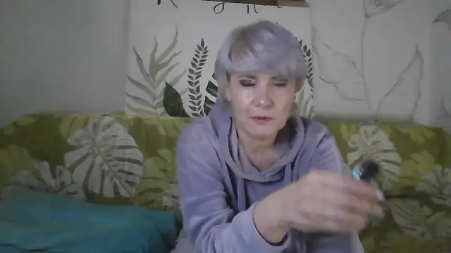 Catty Lady online show from 01-12-26, 06:47