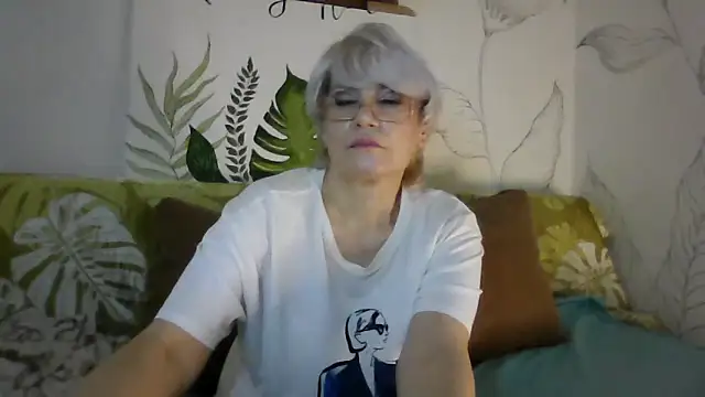 Catty Lady online show from 02-12-26, 07:24