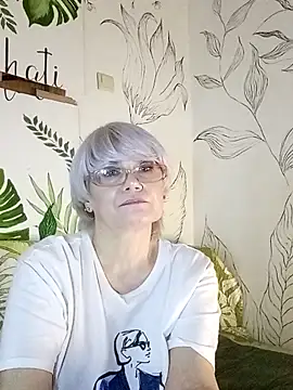 Catty Lady online show from 01-31-26, 07:12