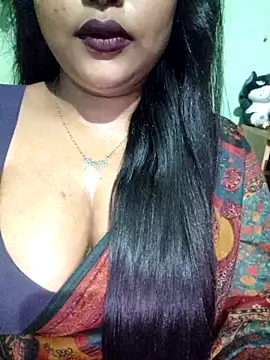 Snapshot of JIYA-04 chatting on 04-06-26, 01:12 JIYA-04 online show from 04-06-26, 01:12