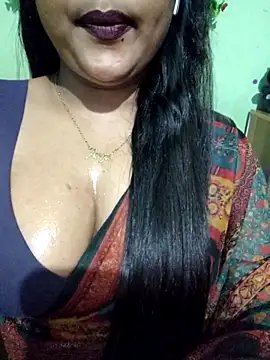 Snapshot of JIYA-04 chatting on 03-12-26, 02:10 JIYA-04 online show from 03-12-26, 02:10