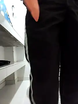 Snapshot of SOY0119DIEGO chatting on 10-01-25, 11:19 SOY0119DIEGO online show from 10-01-25, 11:19