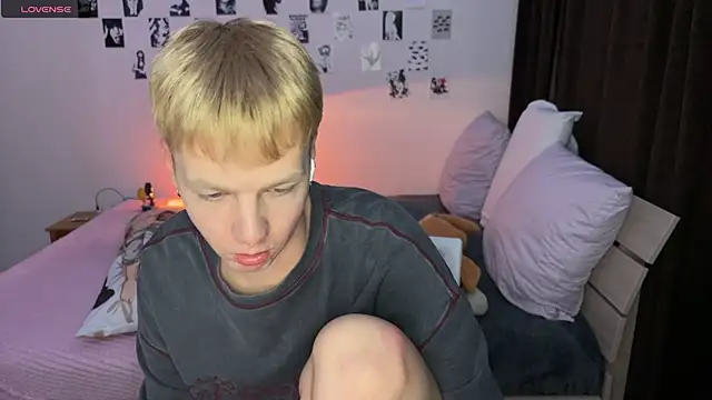 olivertasty online show from 10-25-25, 01:49