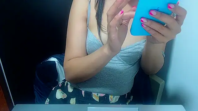 Snapshot of sabrina_v_ chatting on 09-09-25, 03:27 sabrina v online show from 09-09-25, 03:27