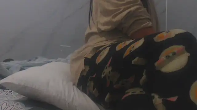 sabrina v  online show from 11-30-25, 04:30