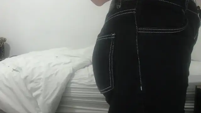 Snapshot of sabrina_v_ chatting on 03-21-26, 09:25 sabrina v online show from 03-21-26, 09:25