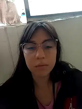 lareinalareinadelanal online show from 10-24-25, 02:16