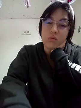 lareinalareinadelanal online show from 10-31-25, 12:13