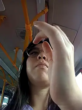 lareinalareinadelanal online show from 11-30-25, 07:14