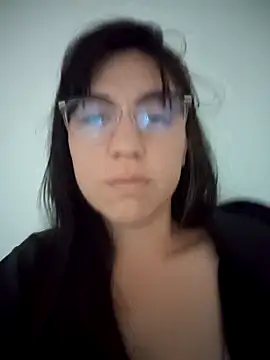 lareinalareinadelanal online show from 10-11-25, 11:44