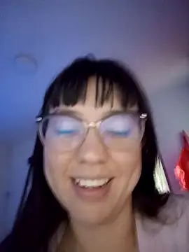 lareinalareinadelanal online show from 12-16-25, 02:54