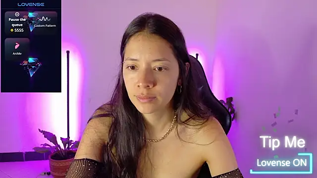 Sarasavage online show from 03-25-26, 11:42