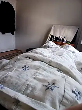 Snapshot of ejderizmirde chatting on 02-04-26, 08:42 ejderizmirde online show from 02-04-26, 08:42