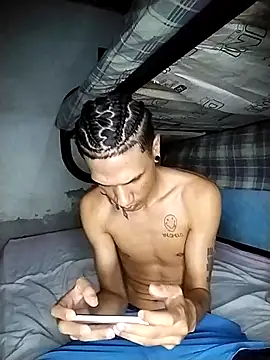 Gabriel Stone online show from 10-28-25, 04:24