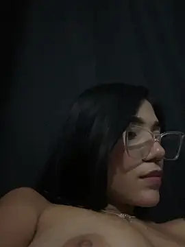 Snapshot of ElaRose_12 chatting on 01-31-26, 07:23 ElaRose 12 online show from 01-31-26, 07:23