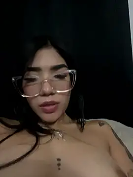 ElaRose 12 online show from 01-14-26, 12:25