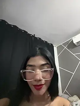 Snapshot of ElaRose_12 chatting on 02-08-26, 09:34 ElaRose 12 online show from 02-08-26, 09:34