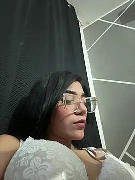 ElaRose 12 online show from 04-28-26, 06:01