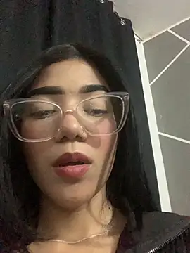 ElaRose 12 online show from 10-27-25, 05:47