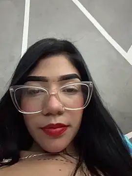 ElaRose 12 online show from 04-06-26, 05:08