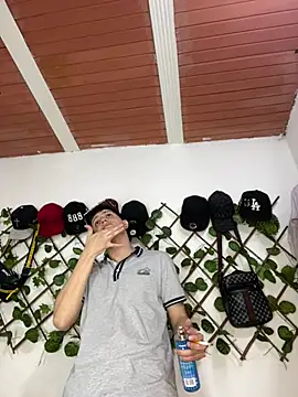 Themasterhades 777 online show from 04-05-26, 08:26