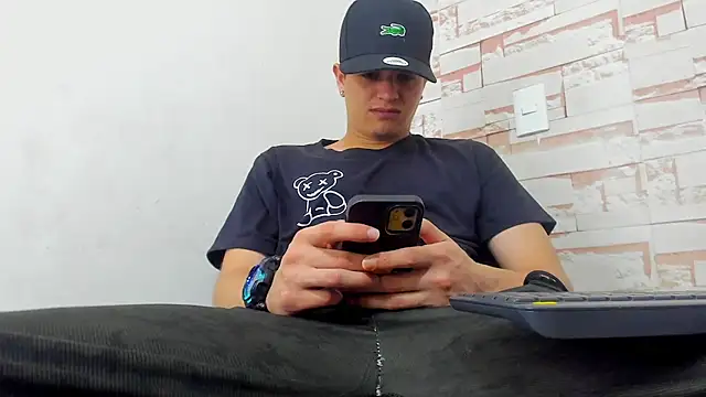 Themasterhades 777 online show from 09-22-25, 09:43